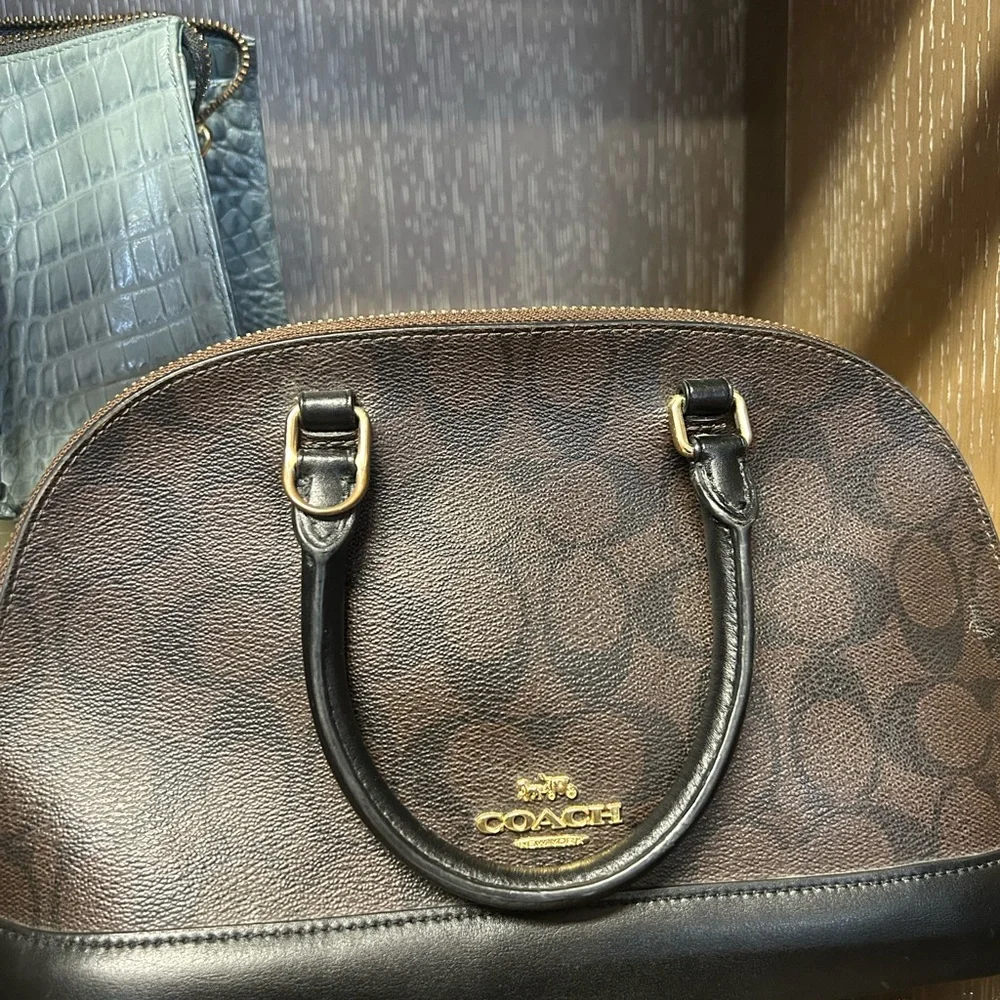 Coach Brown Signature Dome Satchel with Black Trim - Picture 1 of 10